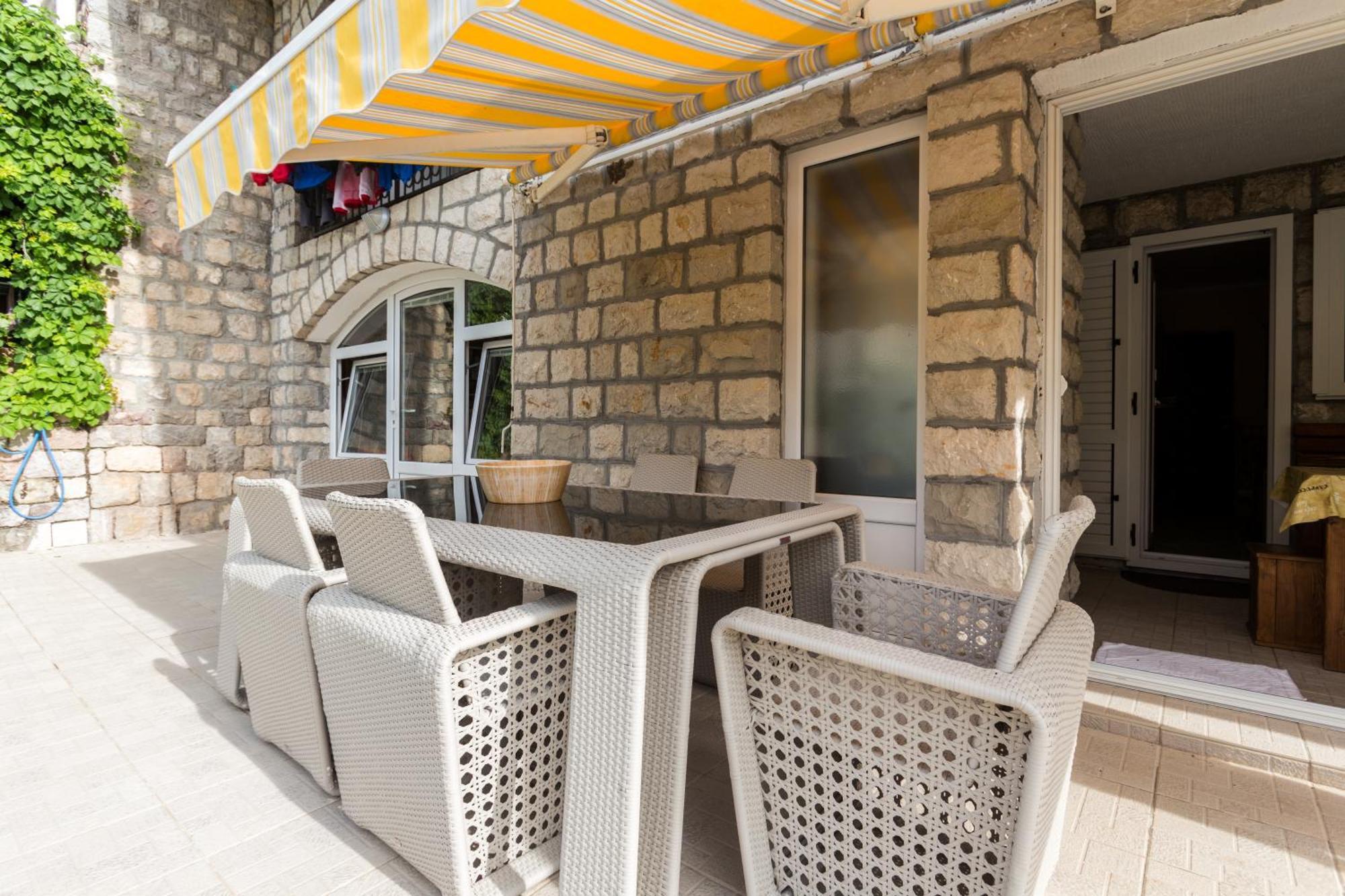 Apartments Varja سفيتي ستيفان المظهر الخارجي الصورة