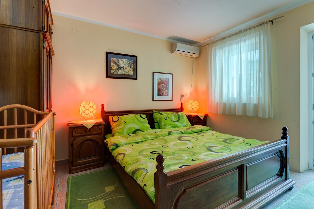 Apartments Varja سفيتي ستيفان المظهر الخارجي الصورة